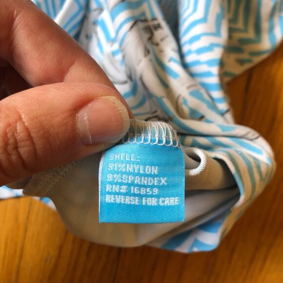 J. McLaughlin EUC Women's Light Sky Blue Scroll Print Long Sleeve Knit Top M - Picture 6 of 7